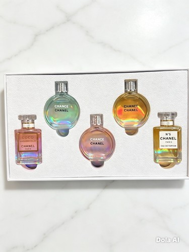 Chanel mini perfume gift - chanel,